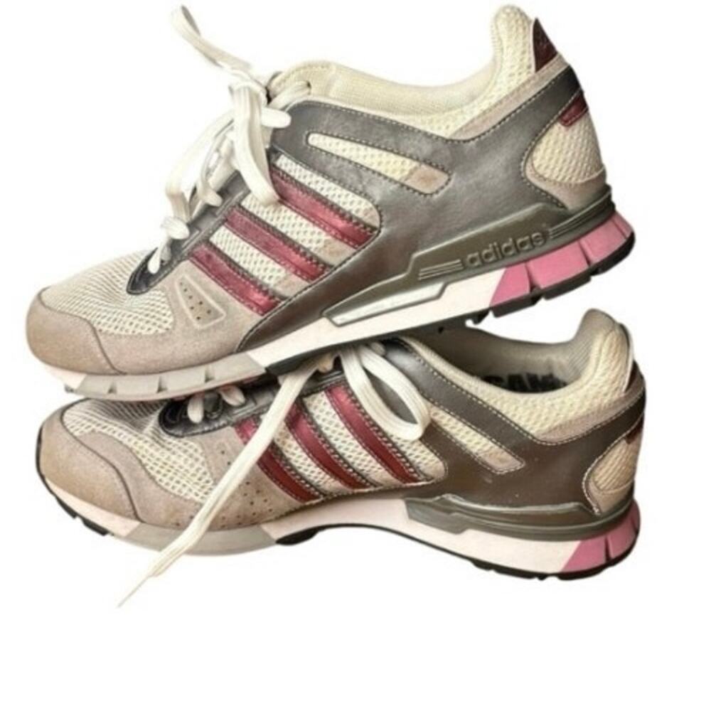 Adidas Boost Run 2
Women athletic trainers sneakers shoes grey purple stripe sz7